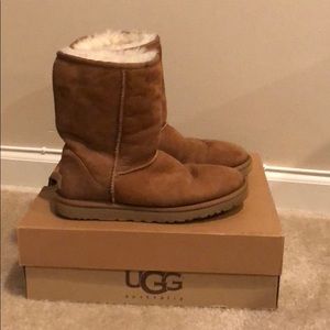 UGGS